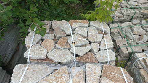 Гранитный плитняк галтованный для парковки купить в Красноярском крае