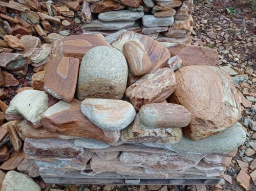 Златолит жёлтый, жёлто-зелёный глыбки и валуны для ланшафтного дизайна купить в Красноярском крае