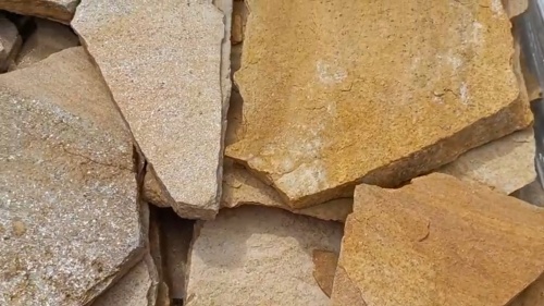 Плитняк златолит жёлтый для цоколя купить в Красноярском крае