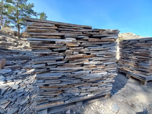 Плитняк златолит серебристый для фасада купить в Красноярском крае