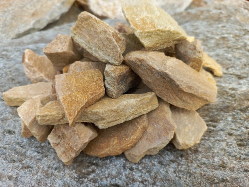 Златолит жёлтый декоративная каменная крошка купить в Красноярском крае